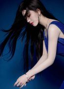 <b>______________</b>